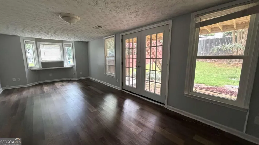 1755 Katrina Jo Ann CIR Dacula, GA 30019