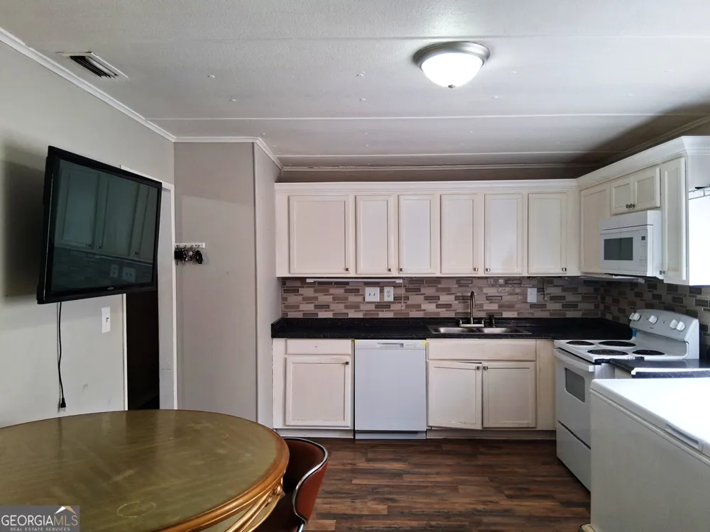 2732 Village Green LN Macon, GA 31206
