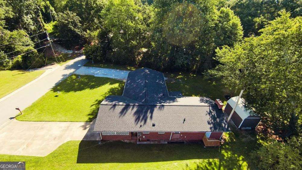 156 Lakeshore DR Braselton, GA 30517