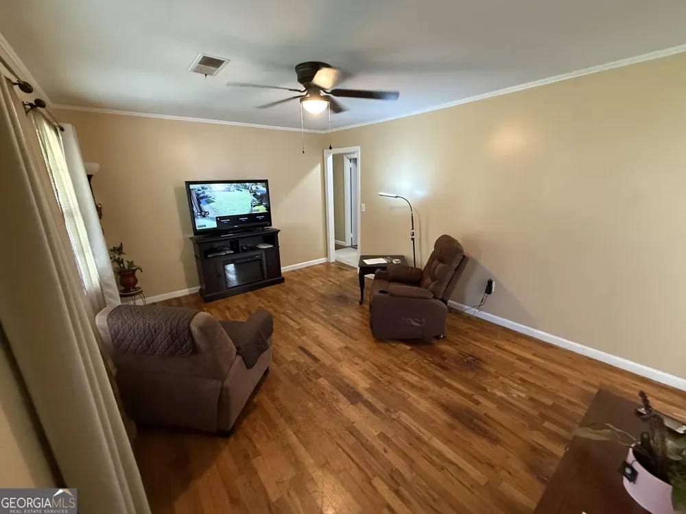 156 Lakeshore DR Braselton, GA 30517