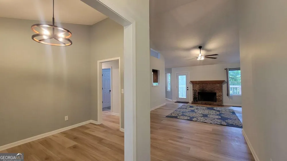 5131 Deer Path Ln Gainesville, GA 30507