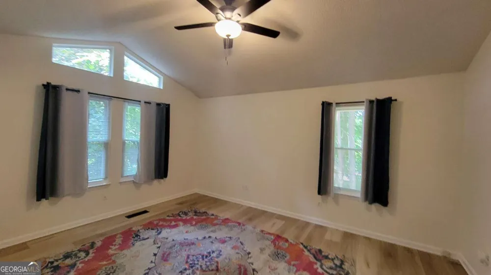 5131 Deer Path Ln Gainesville, GA 30507