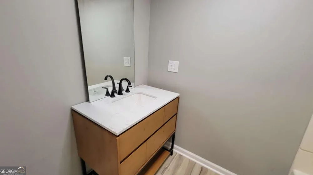 5131 Deer Path Ln Gainesville, GA 30507