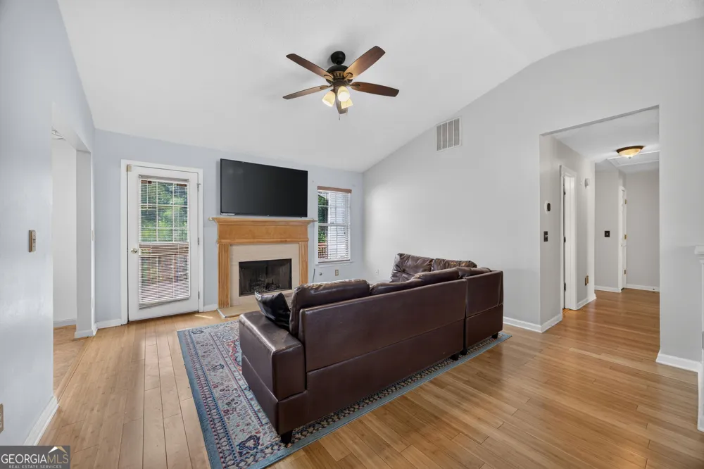 305 Bainbridge CIR Dallas, GA 30132