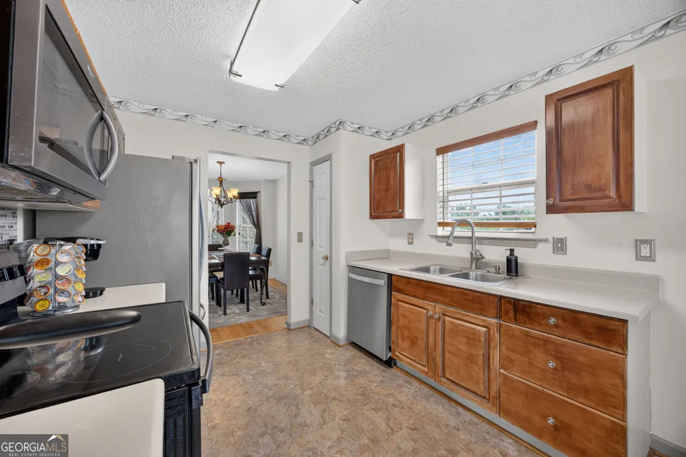305 Bainbridge CIR Dallas, GA 30132