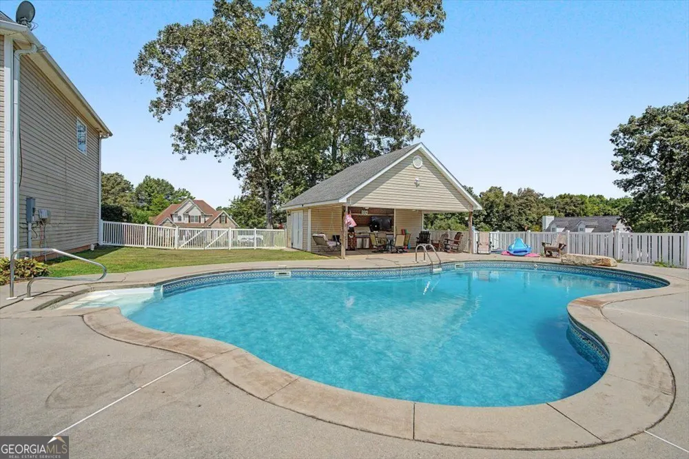 36 Valley Edge DR Rockmart, GA 30153