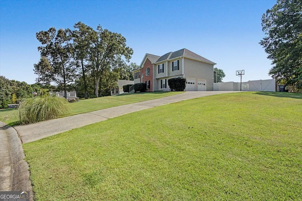 36 Valley Edge DR Rockmart, GA 30153