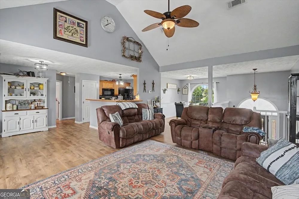36 Valley Edge DR Rockmart, GA 30153