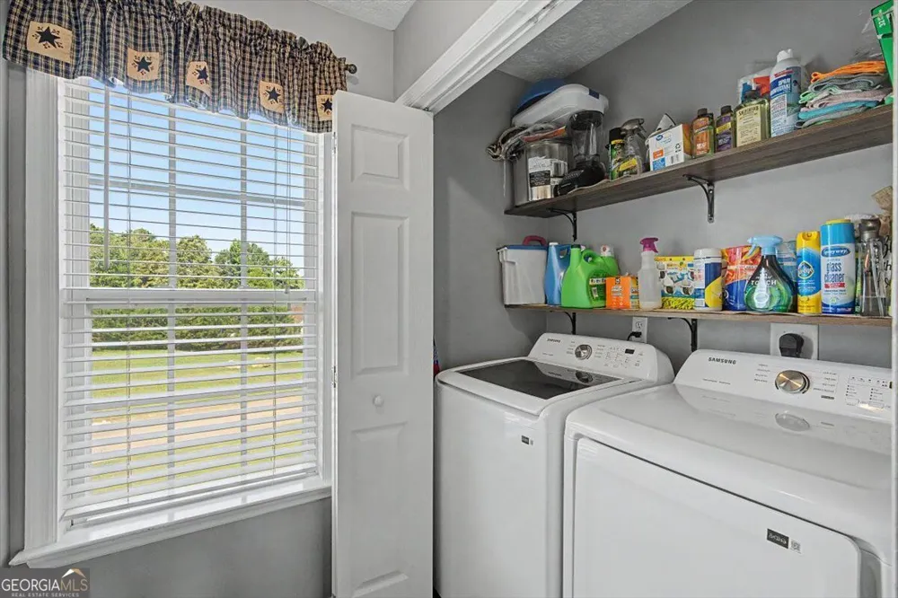 36 Valley Edge DR Rockmart, GA 30153