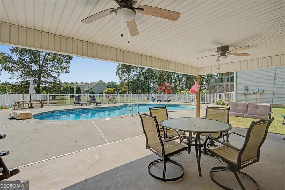 36 Valley Edge DR Rockmart, GA 30153