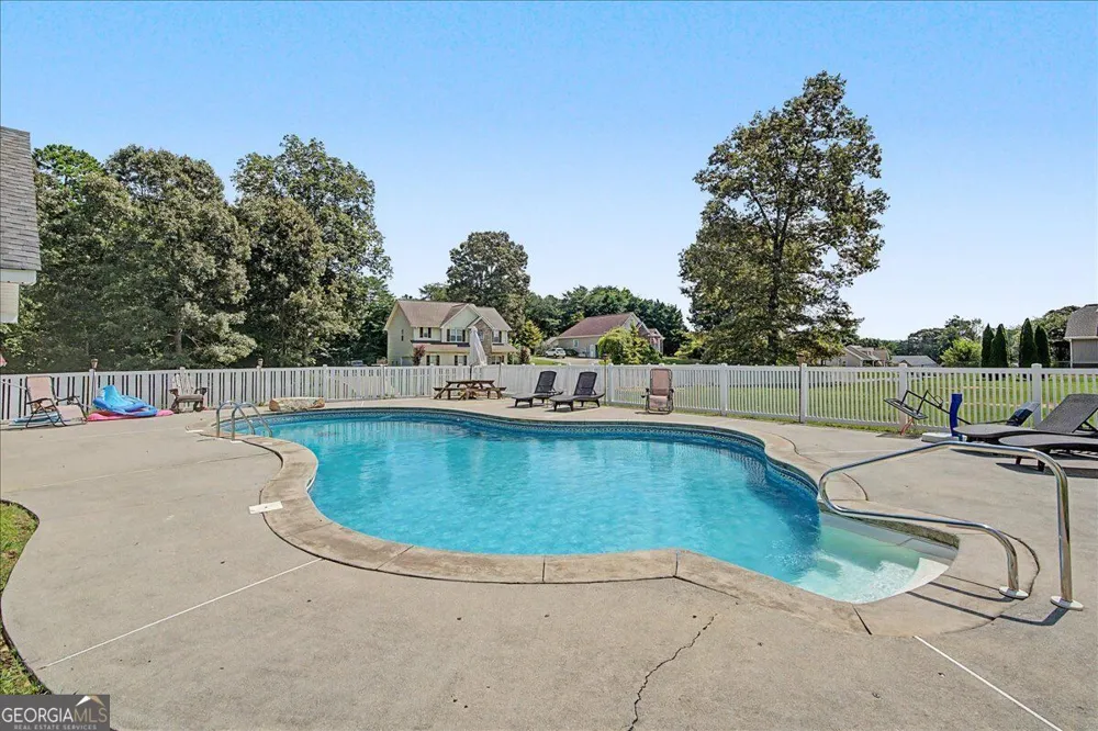 36 Valley Edge DR Rockmart, GA 30153