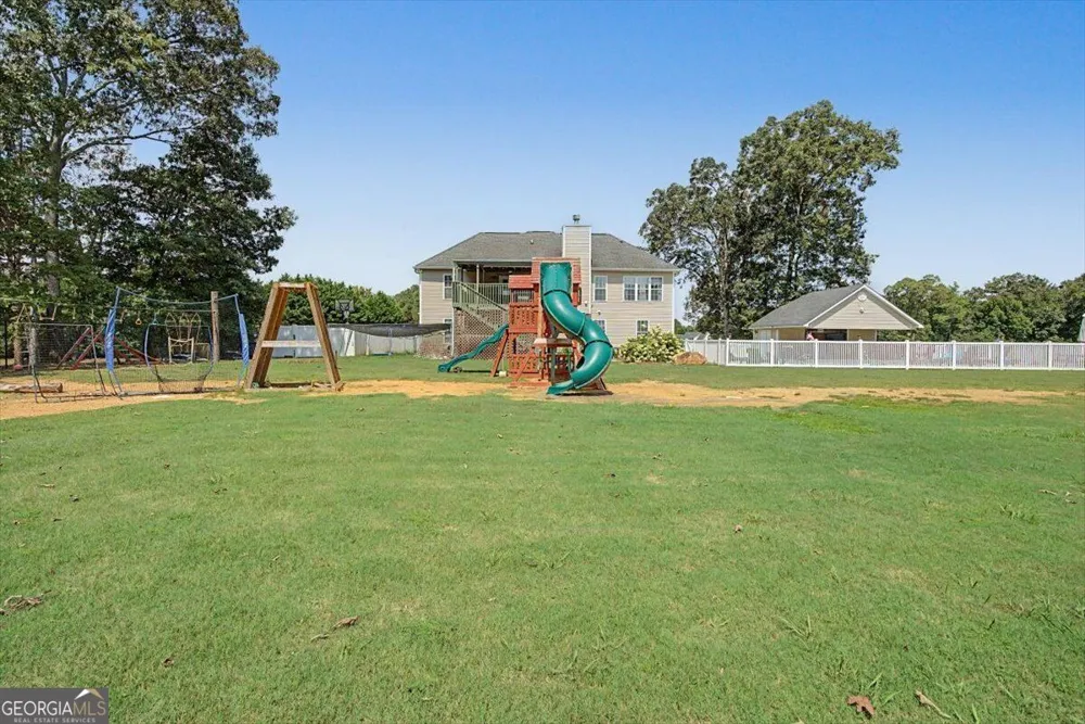 36 Valley Edge DR Rockmart, GA 30153