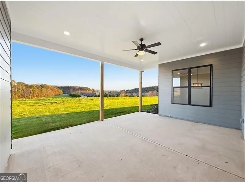 303 Eminence peak Rydal, GA 30171