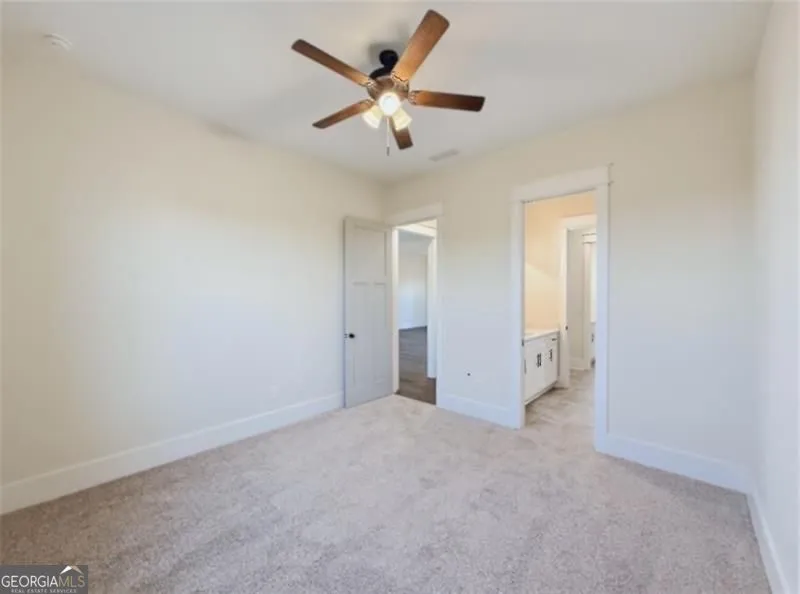 303 Eminence peak Rydal, GA 30171