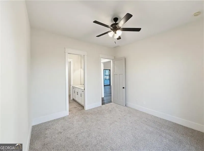303 Eminence peak Rydal, GA 30171