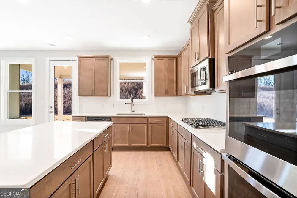 2576 Parkside WAY Gainesville, GA 30507