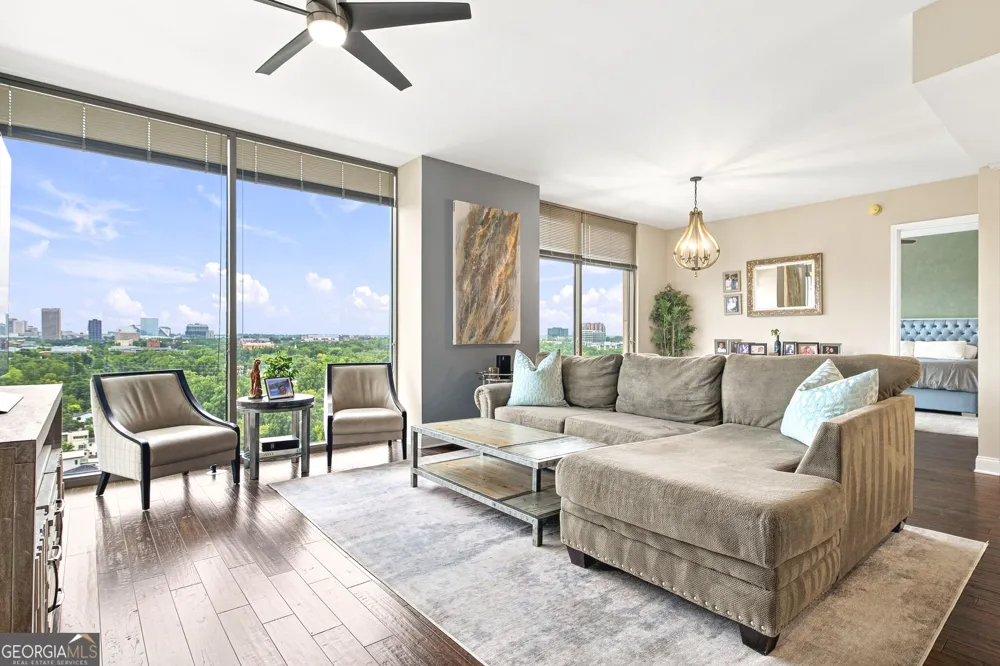 270 17th ST NW Atlanta, GA 30363