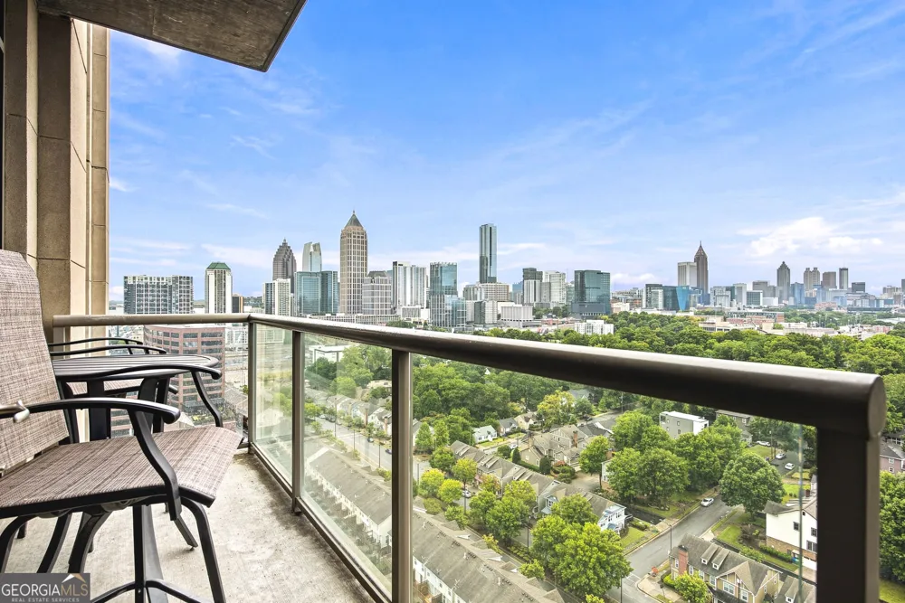 270 17th ST NW Atlanta, GA 30363