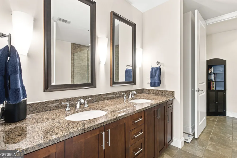 270 17th ST NW Atlanta, GA 30363