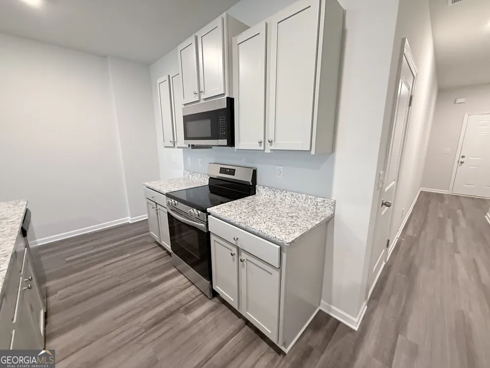460 Oakwood DR NW Milledgeville, GA 31061