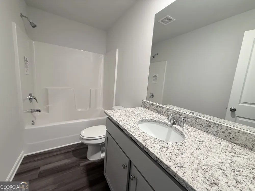 460 Oakwood DR NW Milledgeville, GA 31061