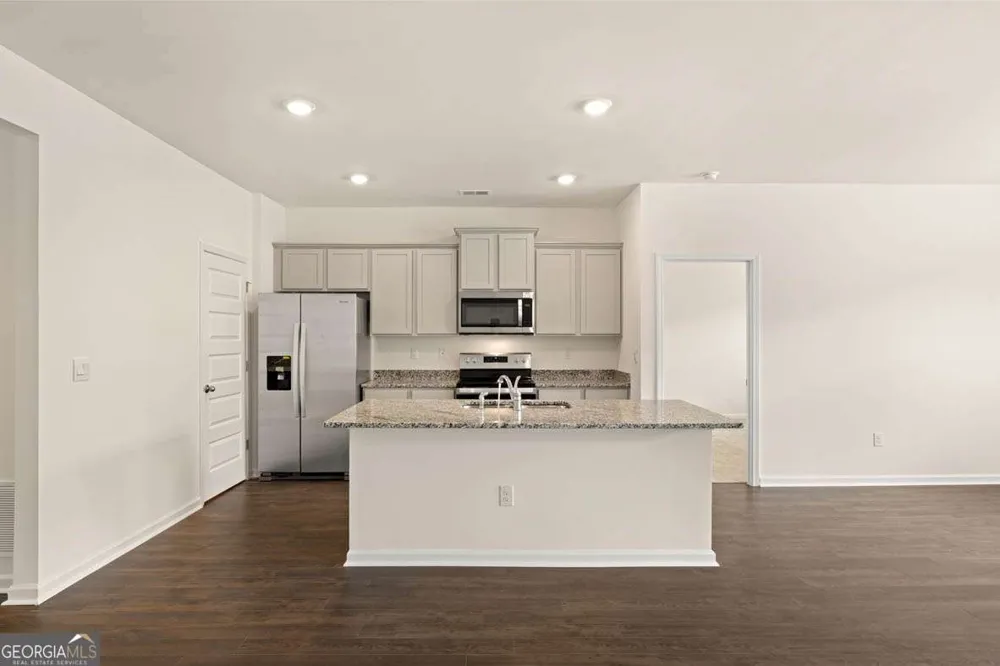 8555 Secretariat DR Lithonia, GA 30058