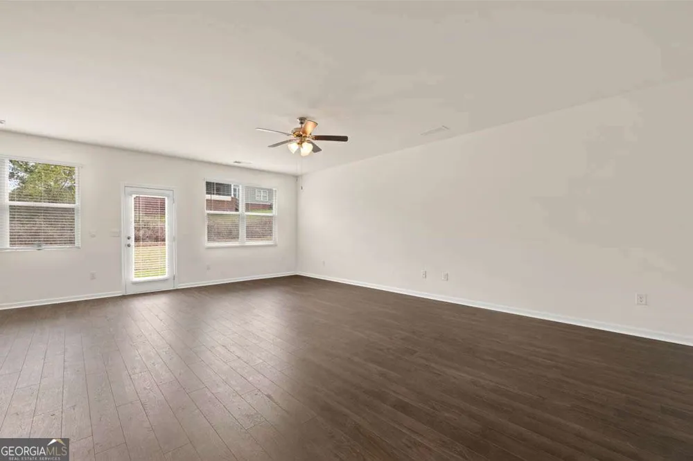 8555 Secretariat DR Lithonia, GA 30058