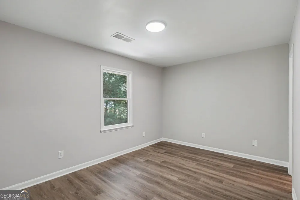 637 Hunting Creek LN SE Conyers, GA 30013