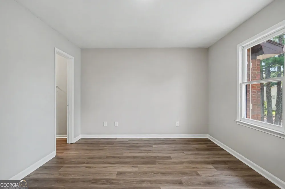637 Hunting Creek LN SE Conyers, GA 30013