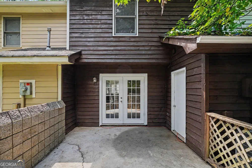 637 Hunting Creek LN SE Conyers, GA 30013