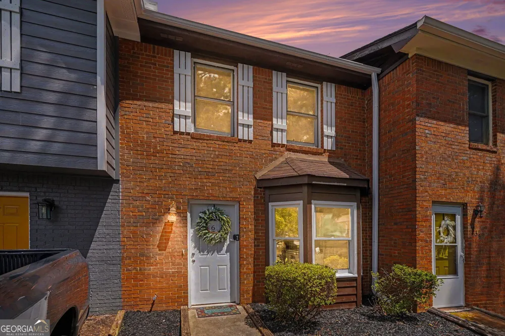 637 Hunting Creek LN SE Conyers, GA 30013