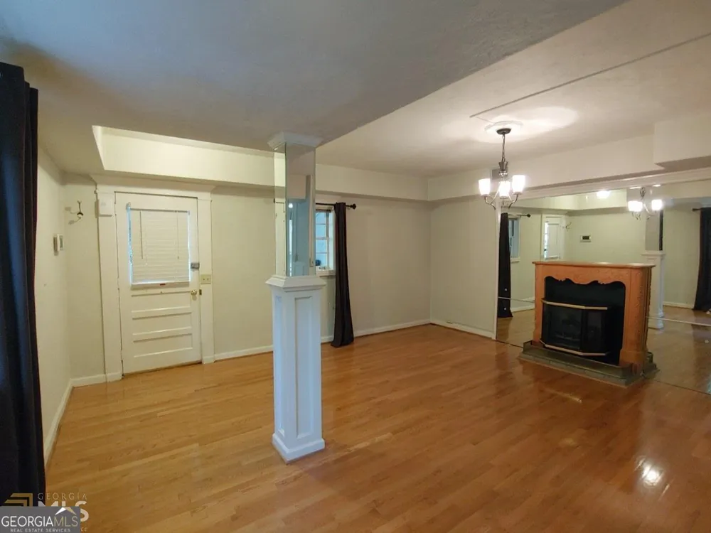 76 Laurel Forest CIR NE Atlanta, GA 30342