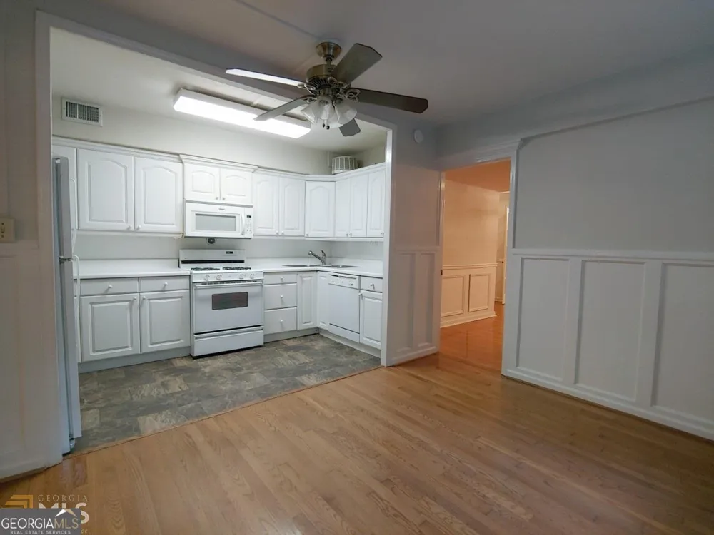 76 Laurel Forest CIR NE Atlanta, GA 30342