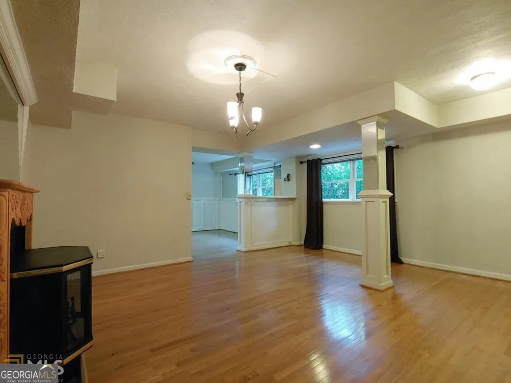76 Laurel Forest CIR NE Atlanta, GA 30342