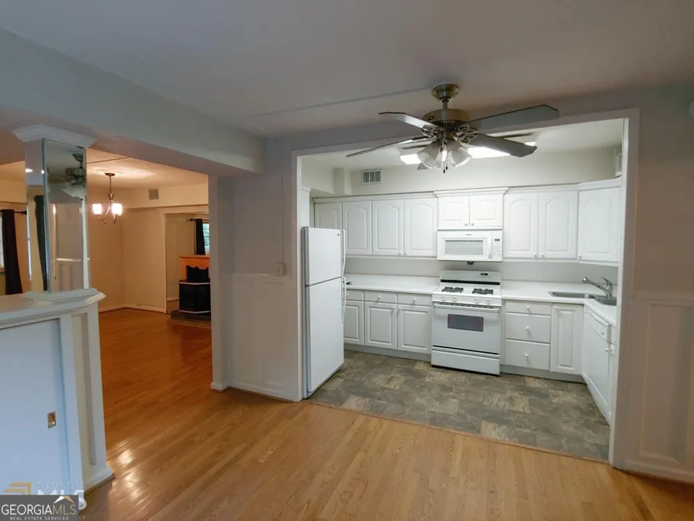 76 Laurel Forest CIR NE Atlanta, GA 30342