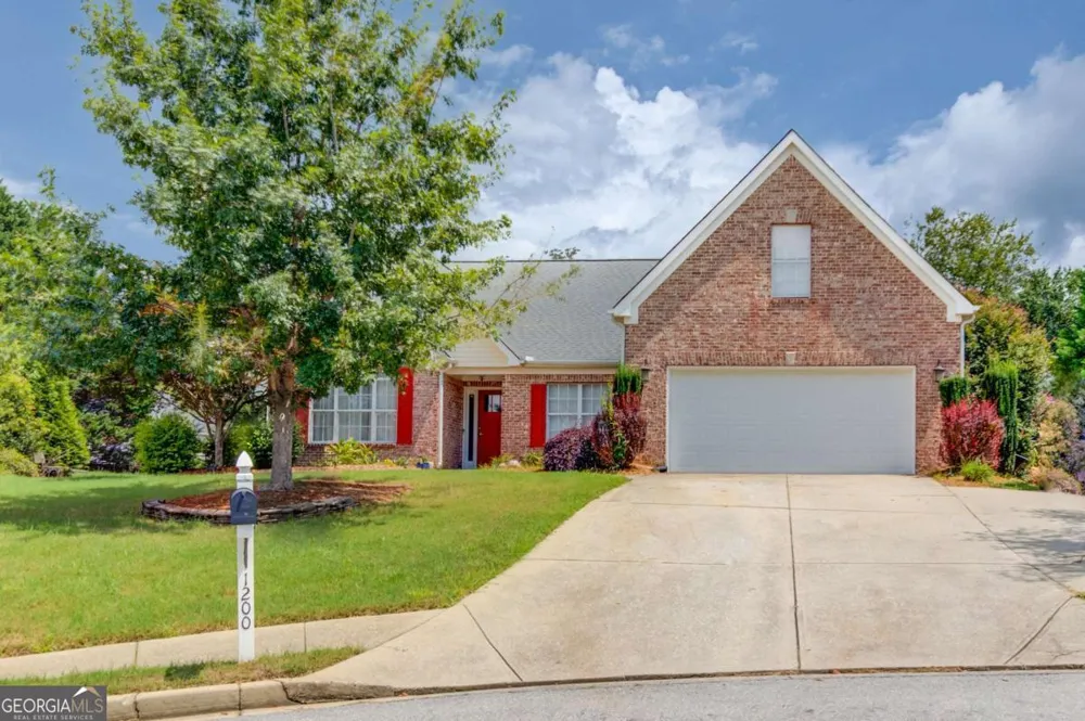 1200 Amhearst Oaks DR Lawrenceville, GA 30043