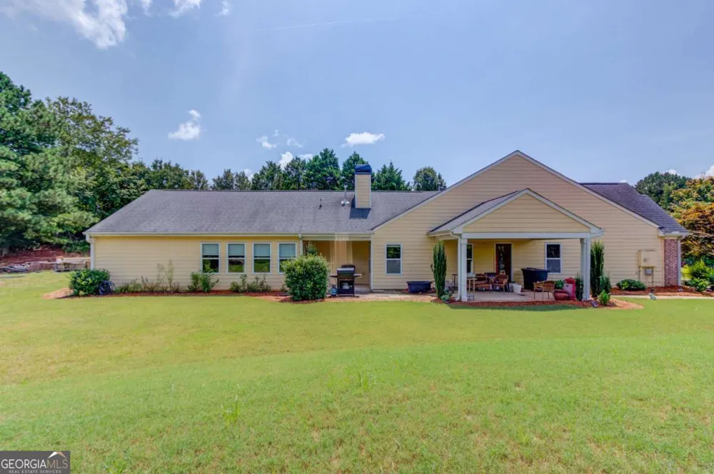 1200 Amhearst Oaks DR Lawrenceville, GA 30043