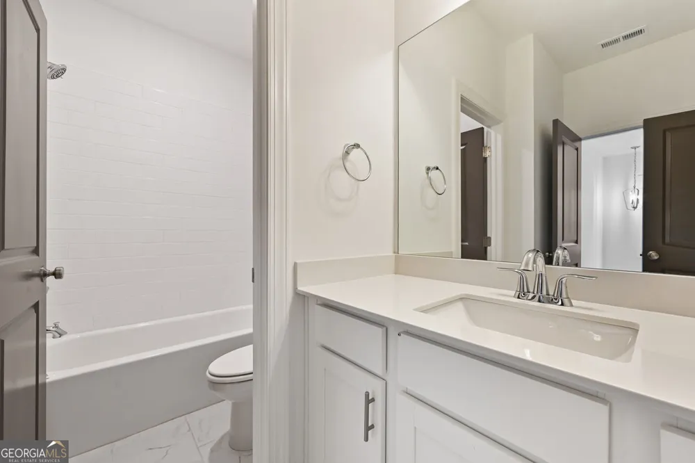 3352 Acorn Harvest LN Suwanee, GA 30024