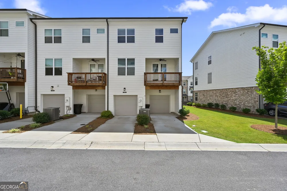 3352 Acorn Harvest LN Suwanee, GA 30024