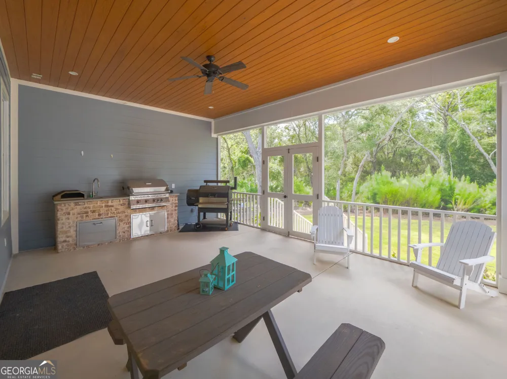 105 Jones Creek DR St. Simons, GA 31522
