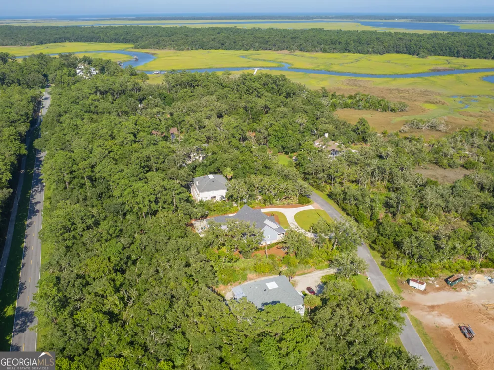 105 Jones Creek DR St. Simons, GA 31522