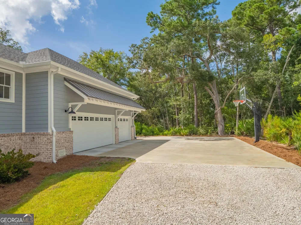 105 Jones Creek DR St. Simons, GA 31522
