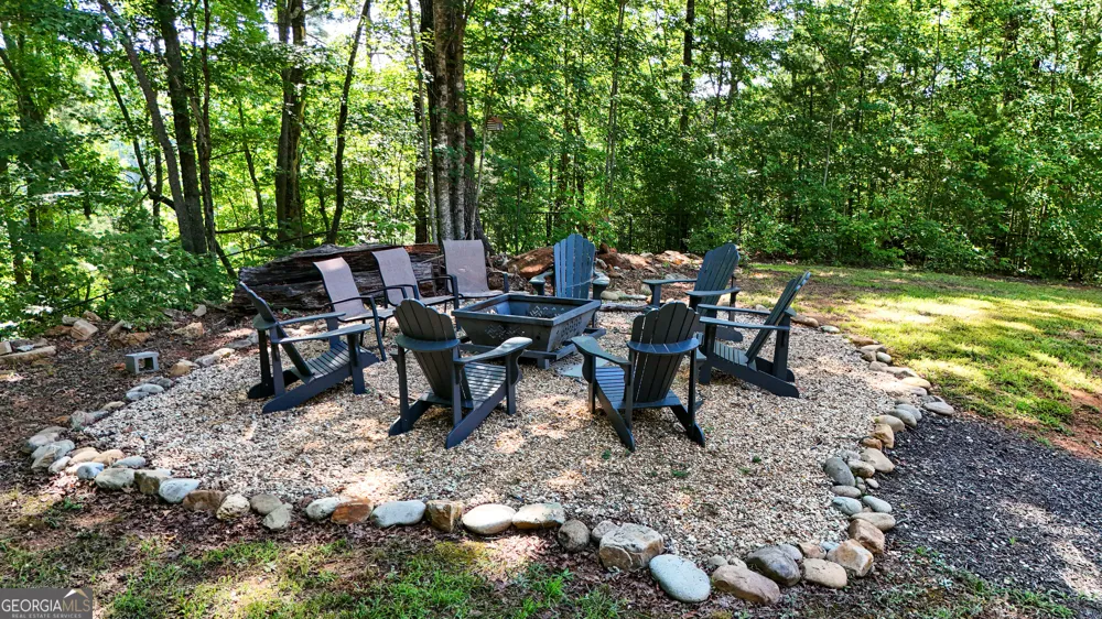 2185 Ben T Huiet HWY Clarkesville, GA 30523