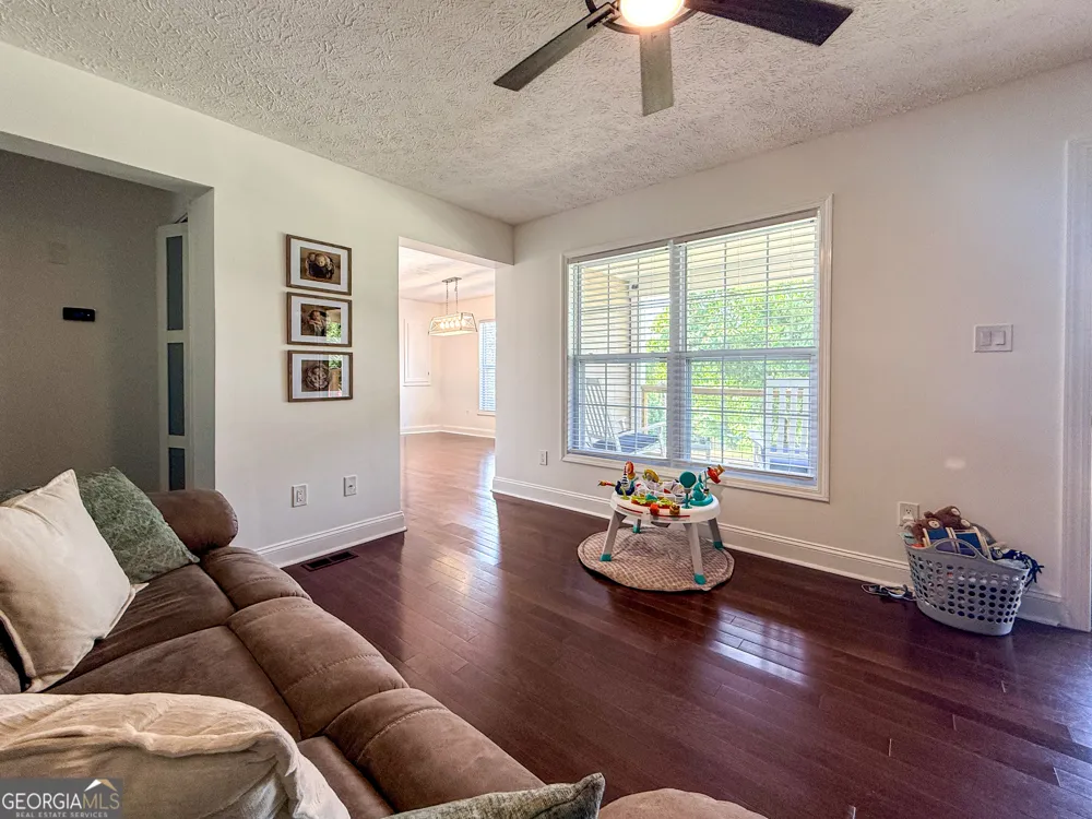 39 E Point DR Dahlonega, GA 30533