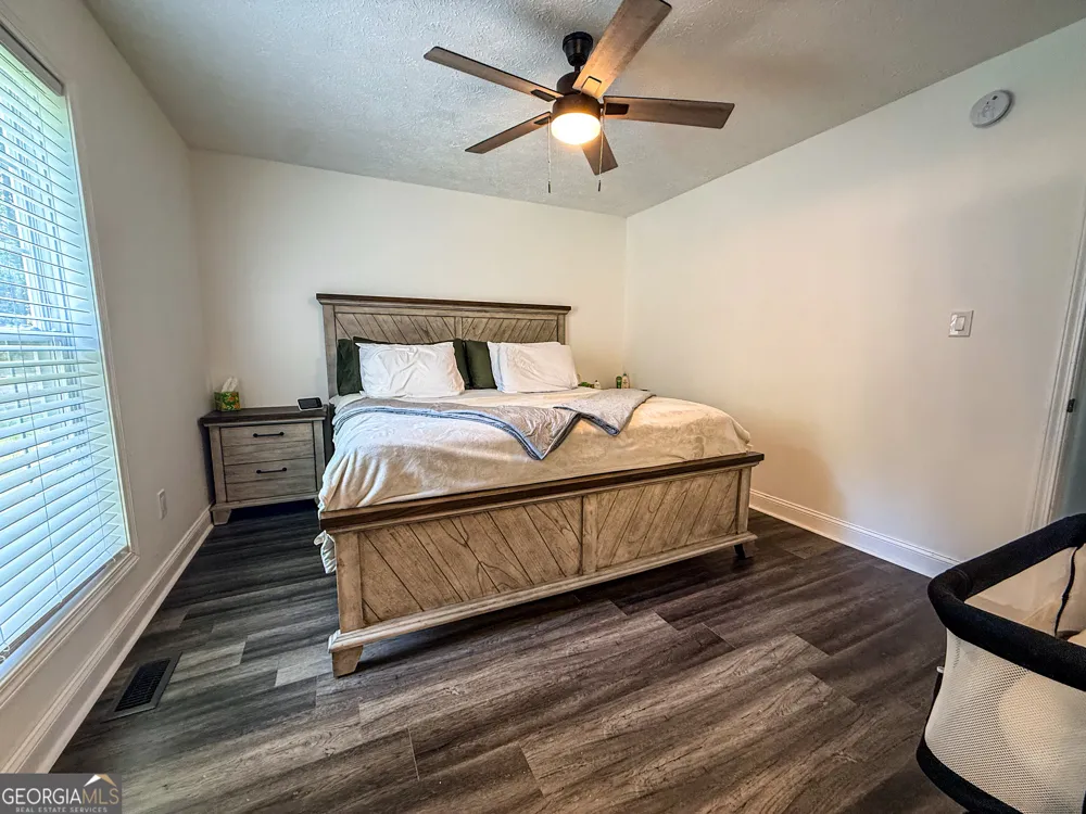 39 E Point DR Dahlonega, GA 30533