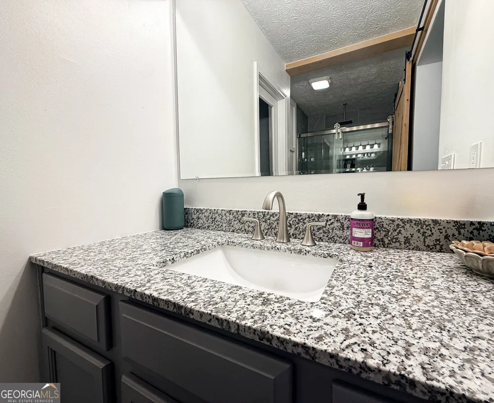 39 E Point DR Dahlonega, GA 30533