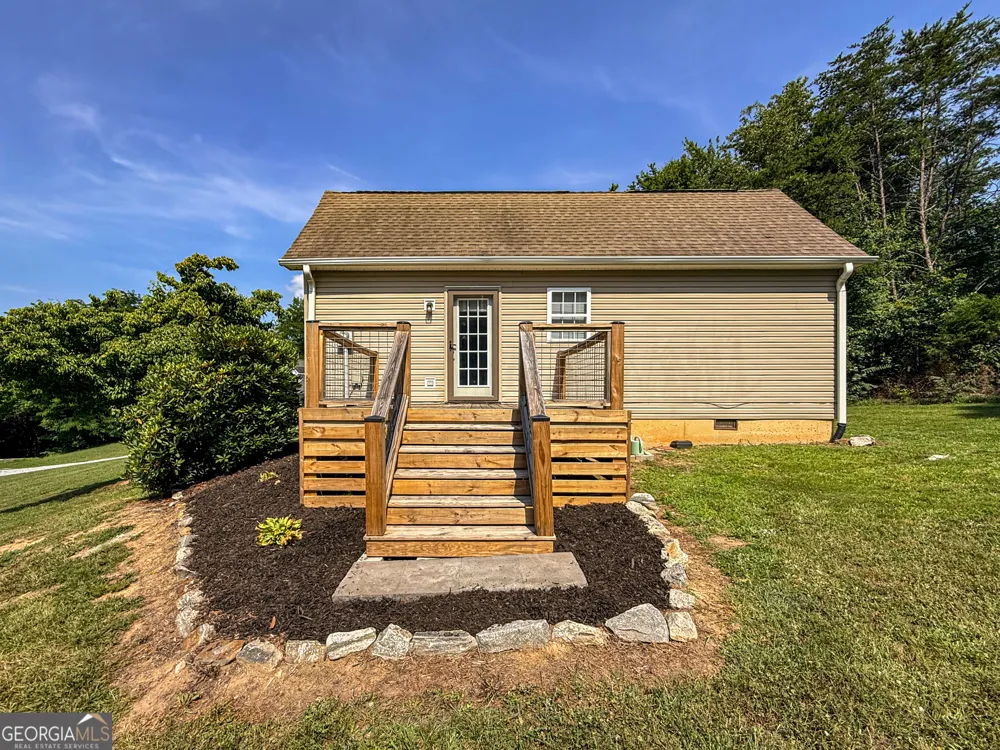 39 E Point DR Dahlonega, GA 30533