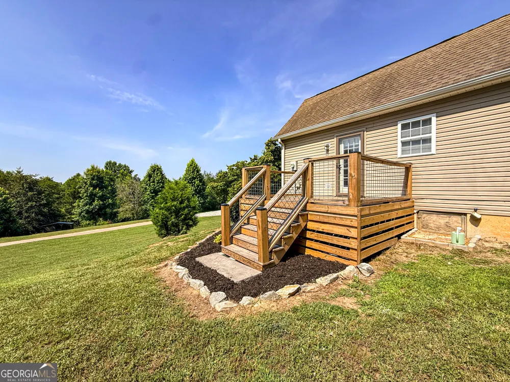 39 E Point DR Dahlonega, GA 30533