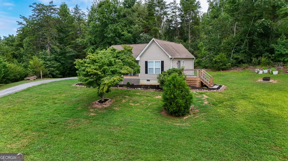 39 E Point DR Dahlonega, GA 30533