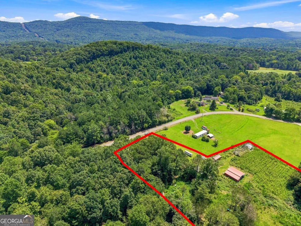2820 Quarles RD Rocky Face, GA 30740